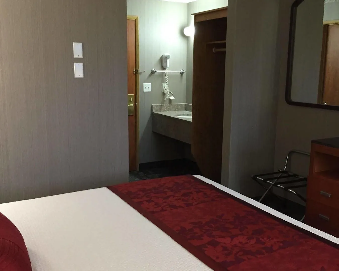 Hotel Country Inn & Suites By Radisson, Delta Park North Portland